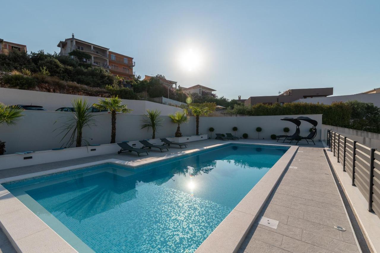 Apartments Vrania Сегет-Враница Экстерьер фото
