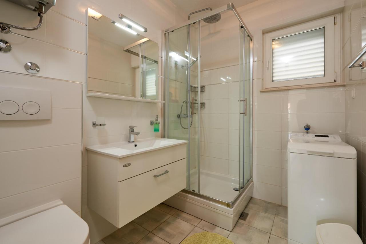 Apartments Vrania Сегет-Враница Экстерьер фото