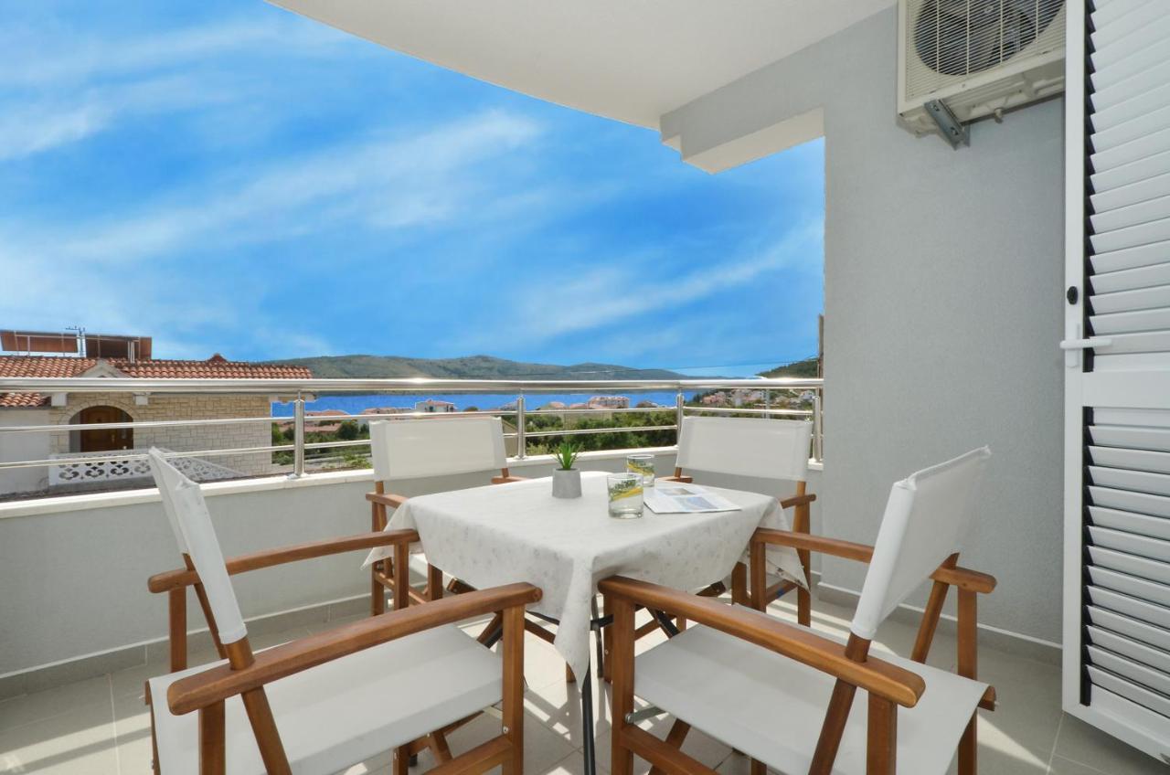 Apartments Vrania Сегет-Враница Экстерьер фото