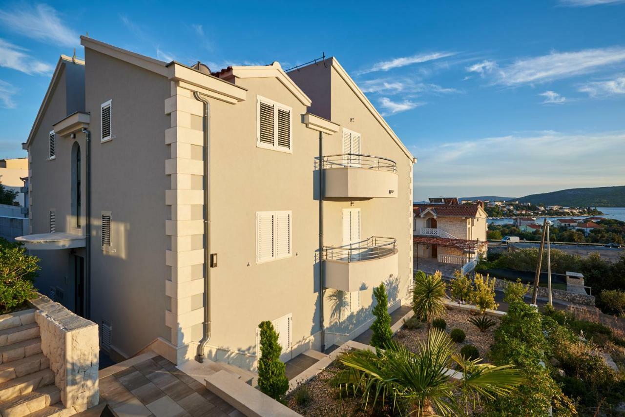 Apartments Vrania Сегет-Враница Экстерьер фото