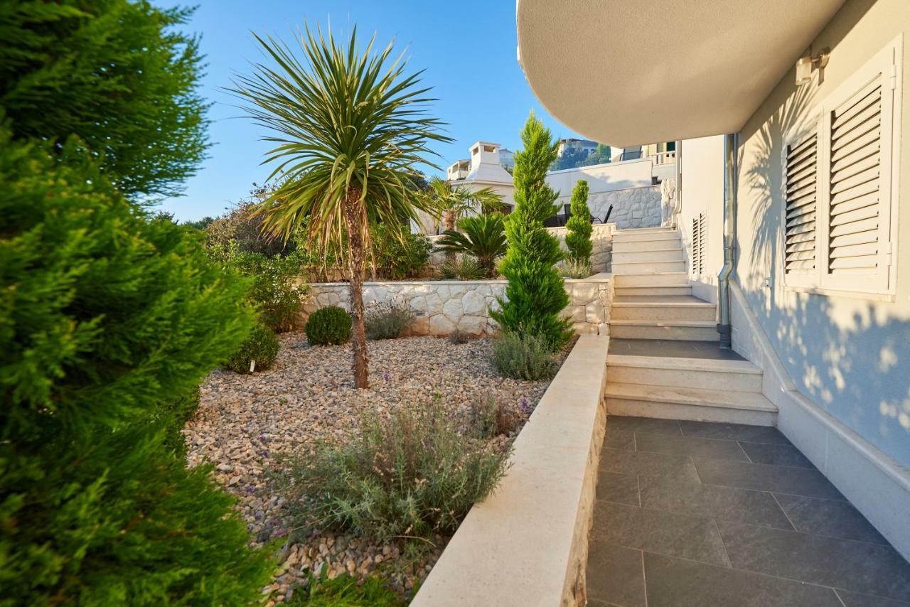 Apartments Vrania Сегет-Враница Экстерьер фото